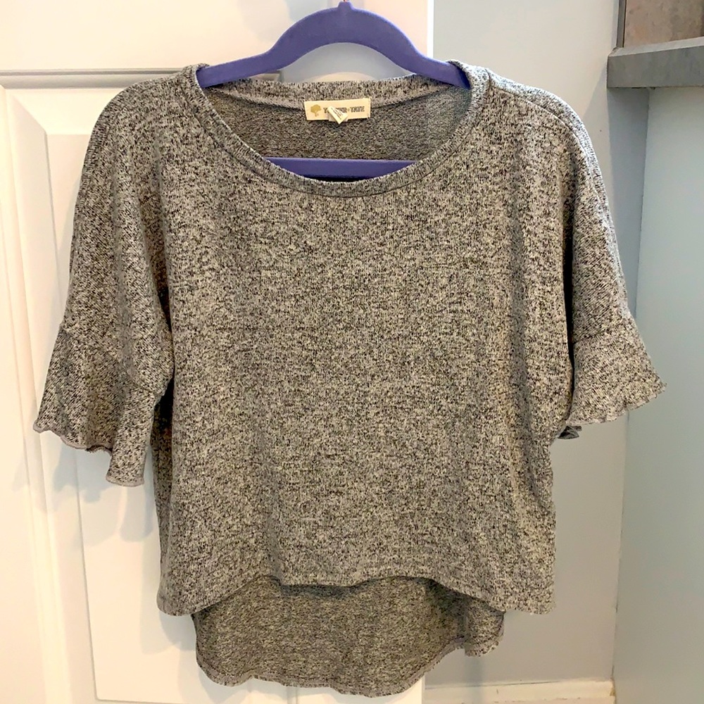 Tucker & Tate High Low Ruffle Sleeve Top